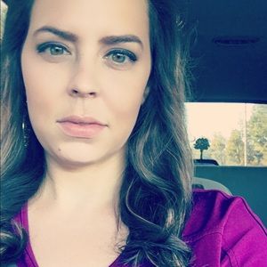 Meet your Posher, Rebecca